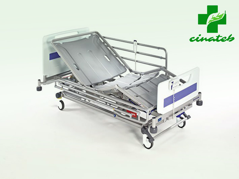 تخت سی پی آر با رویه آهن سنگین